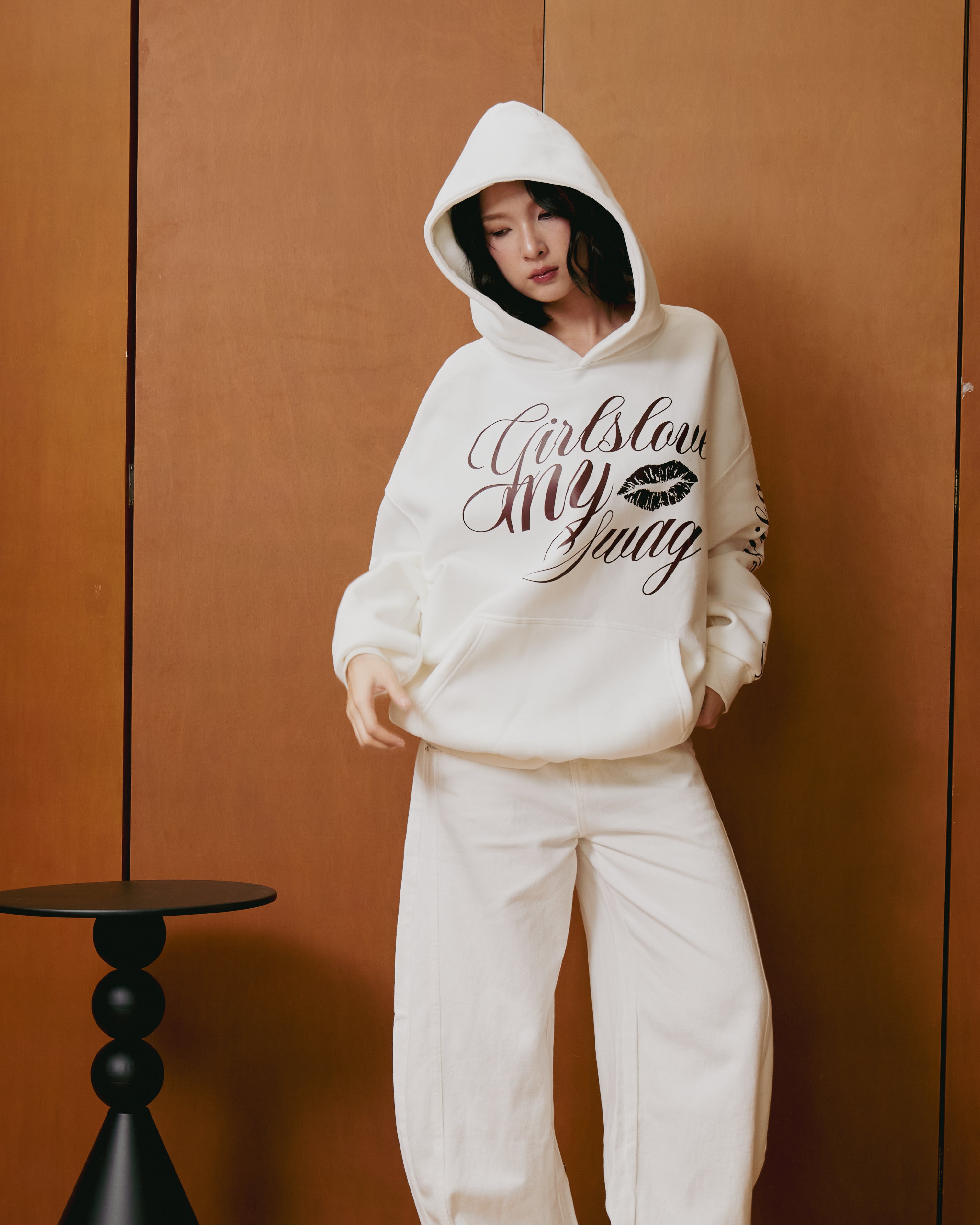 GIRLSLOVEMYSWAG HOODIE
